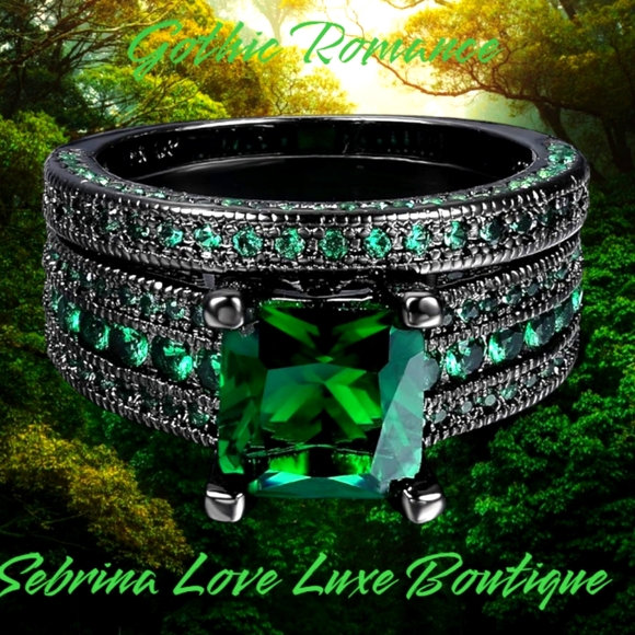Beautiful Gothic Romance Green Gemstone Wedding Ring Set SIZE 6